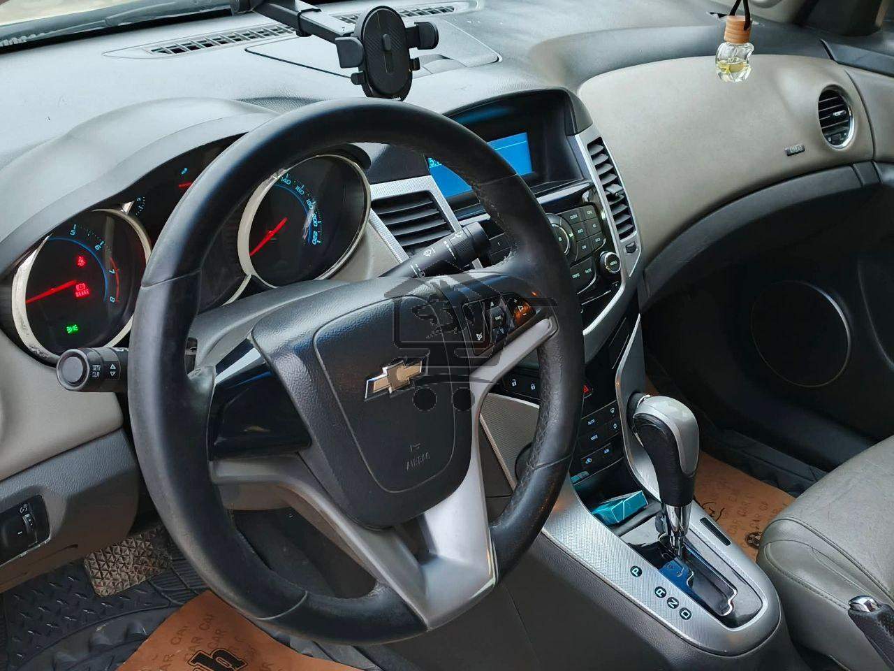 Chevrolet Cruze 2010 - الصورة 6