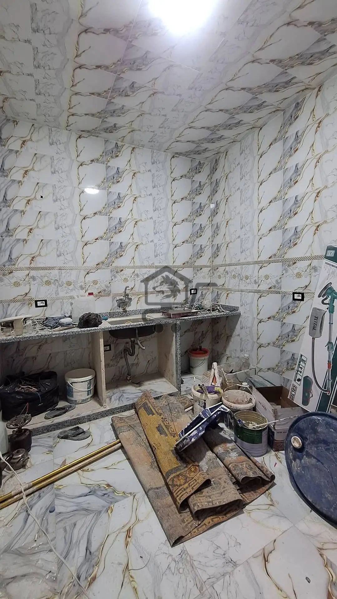 شقة  ثلاث غرف كسوة حديثة - الصورة 3