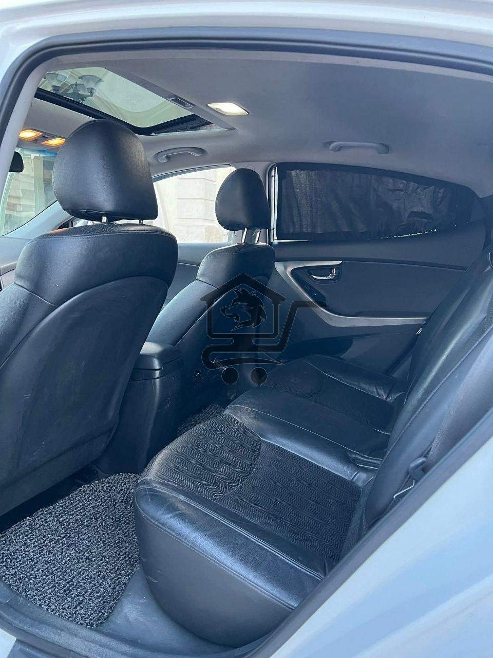 HUYNDAI ELANTRA 2011 - الصورة 10