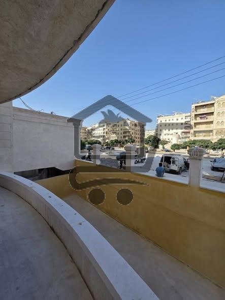 شقة قيد التشطيب - الصورة 2