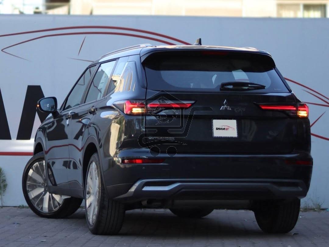 Mitsubishi Outlander 2026 - الصورة 2