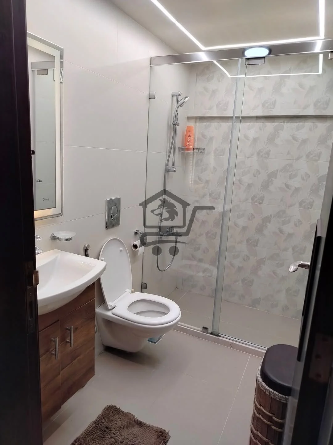 سويت ملكي مفروش - الصورة 8