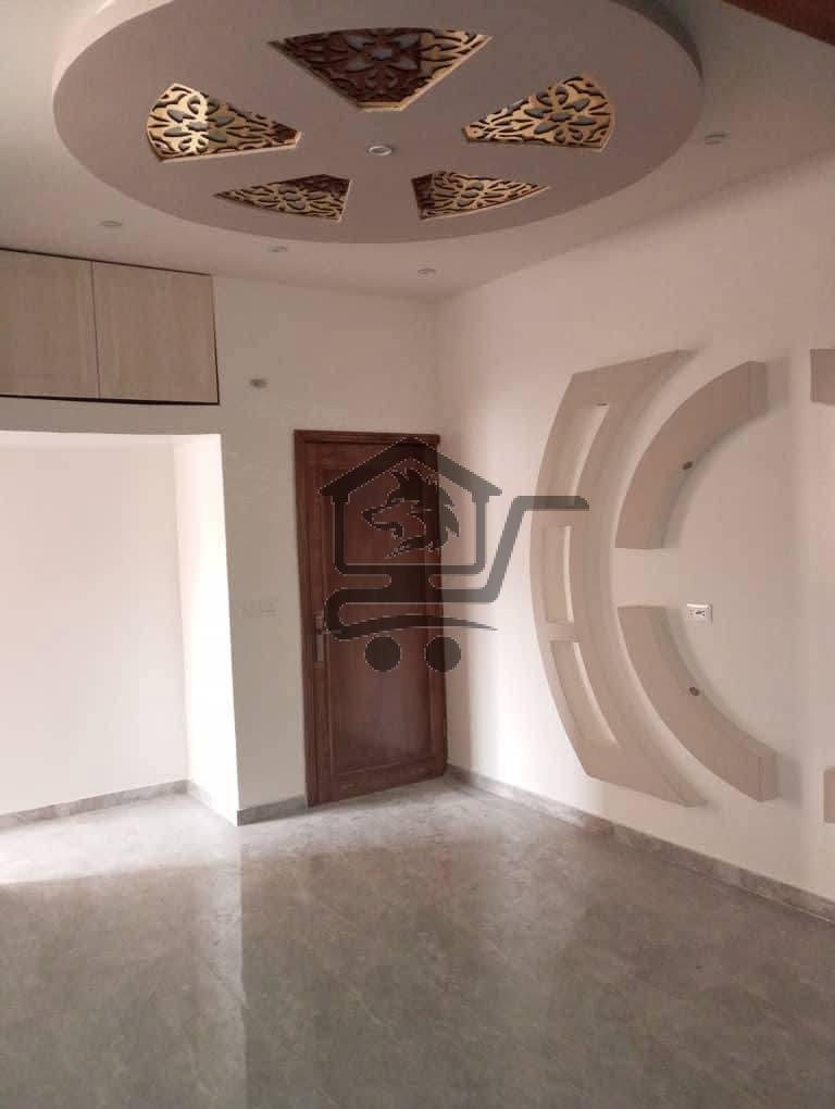 شقة مع تراس - الصورة 1