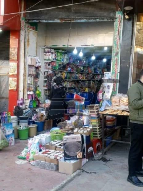 للبيع محل في منطقة الاشرفية