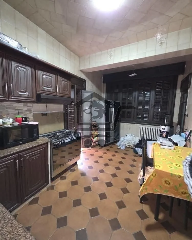 بيت فاخر للبيع - الصورة 6