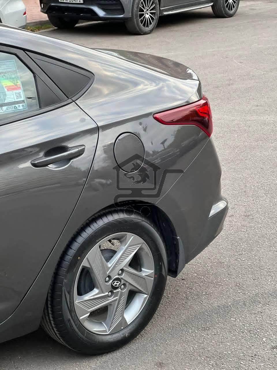 Hyundai Accent - الصورة 3