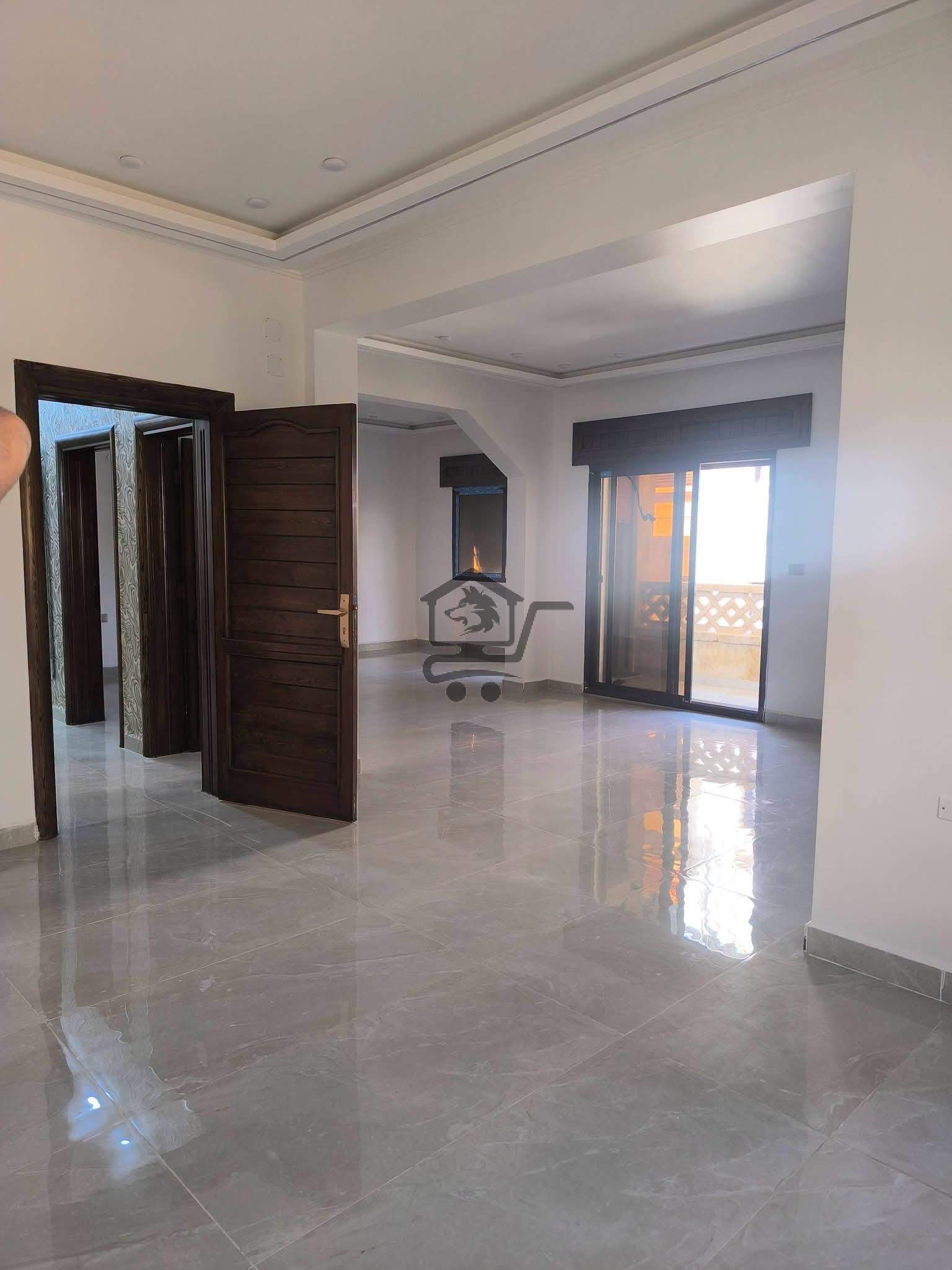 منزل فاخر - الصورة 2