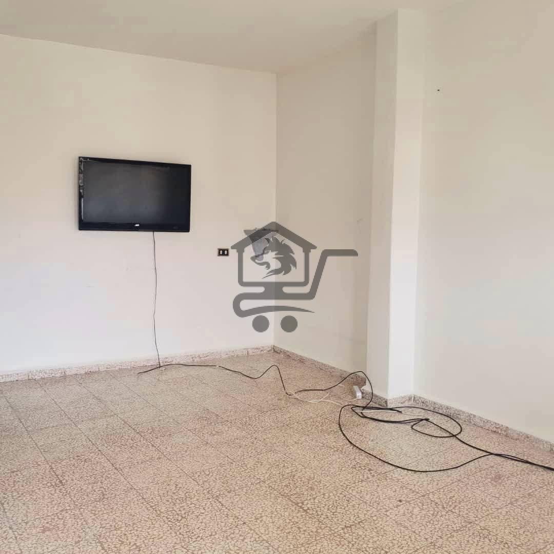 شقة بموقع مميز - الصورة 2