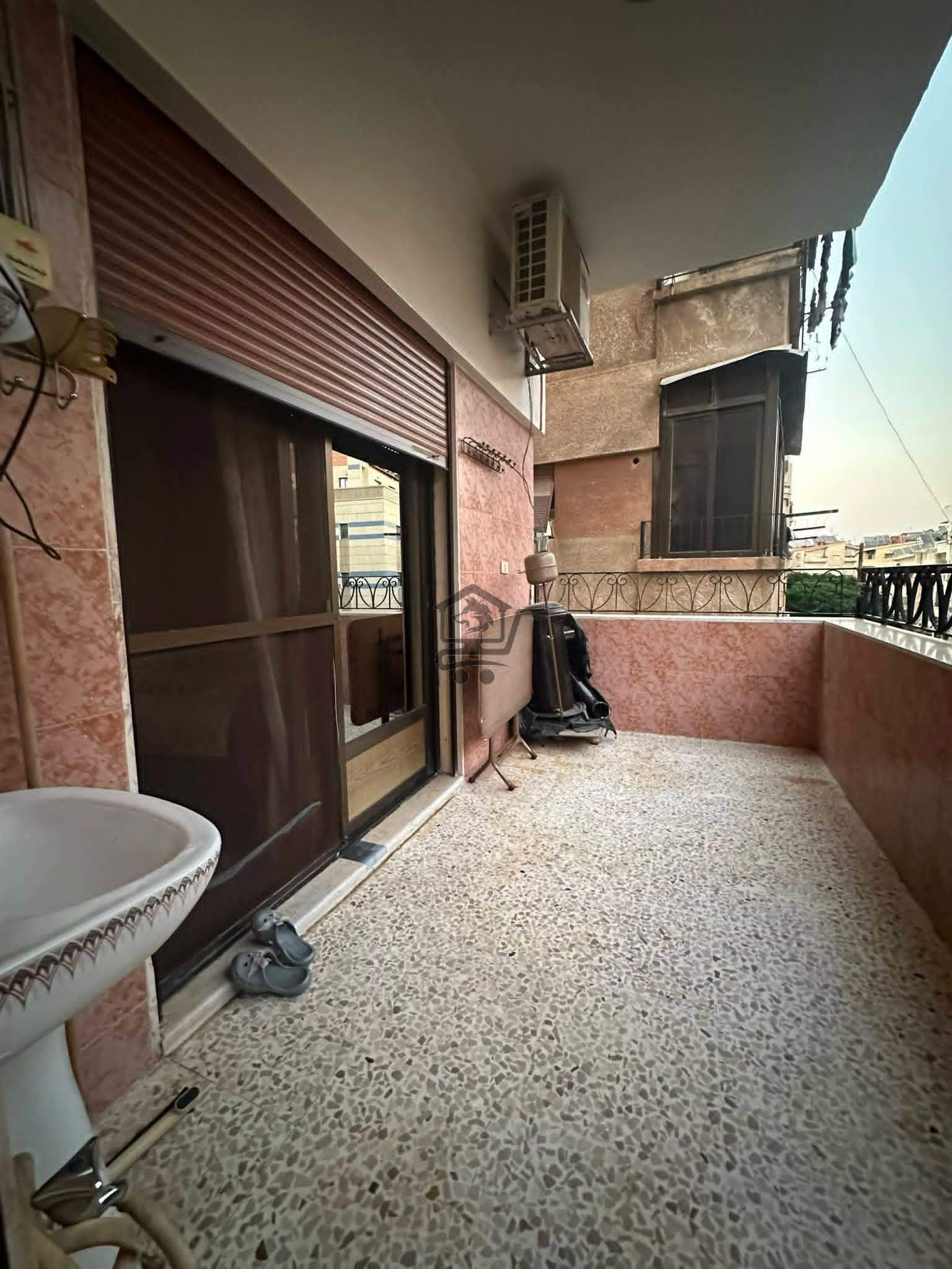 شقة للبيع مميزة - الصورة 5