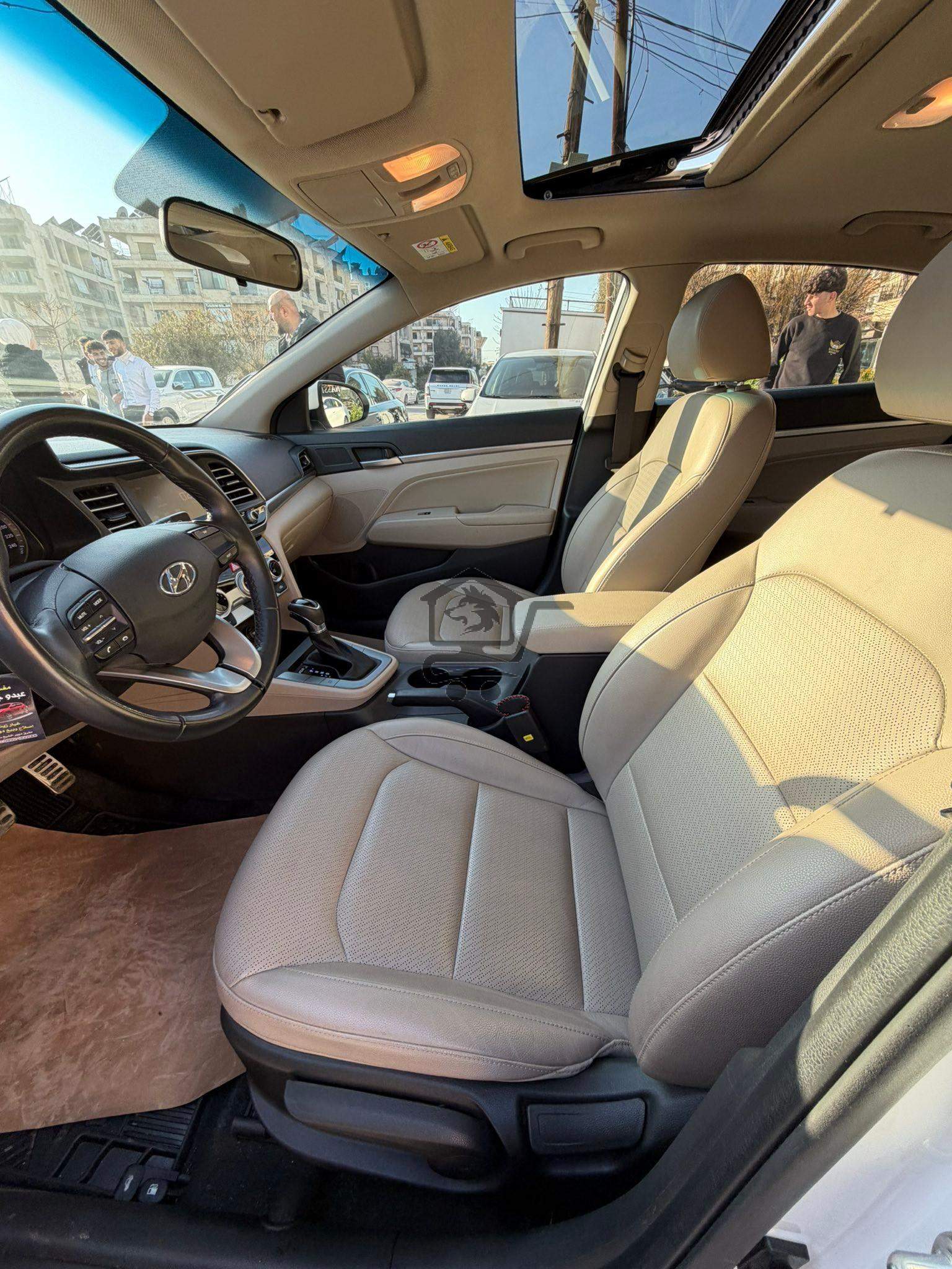 Hyundai Elantra GLS 2020 - الصورة 5