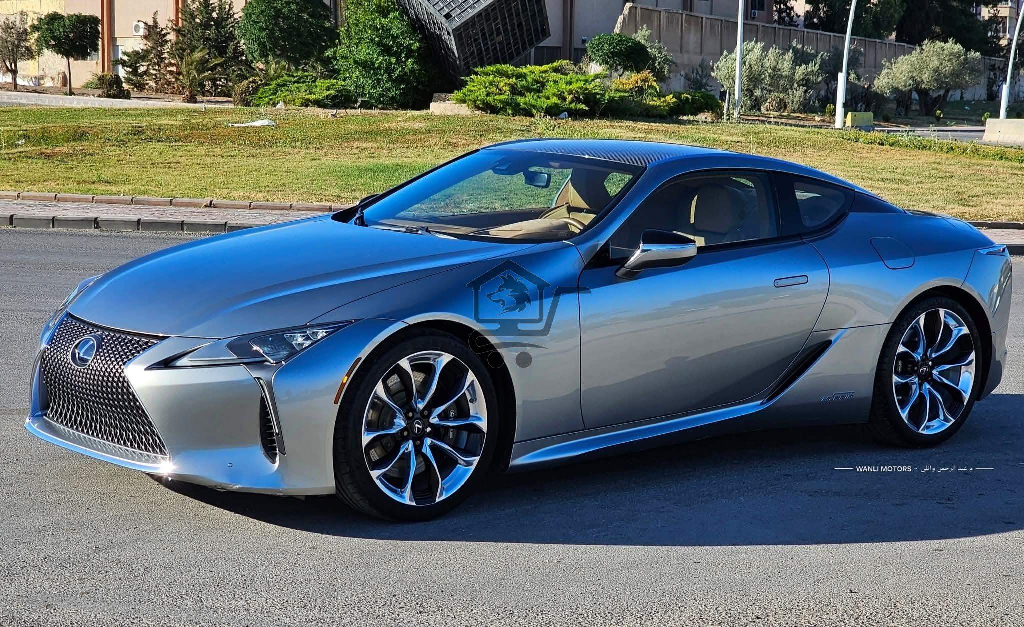 LEXUS - الصورة 1