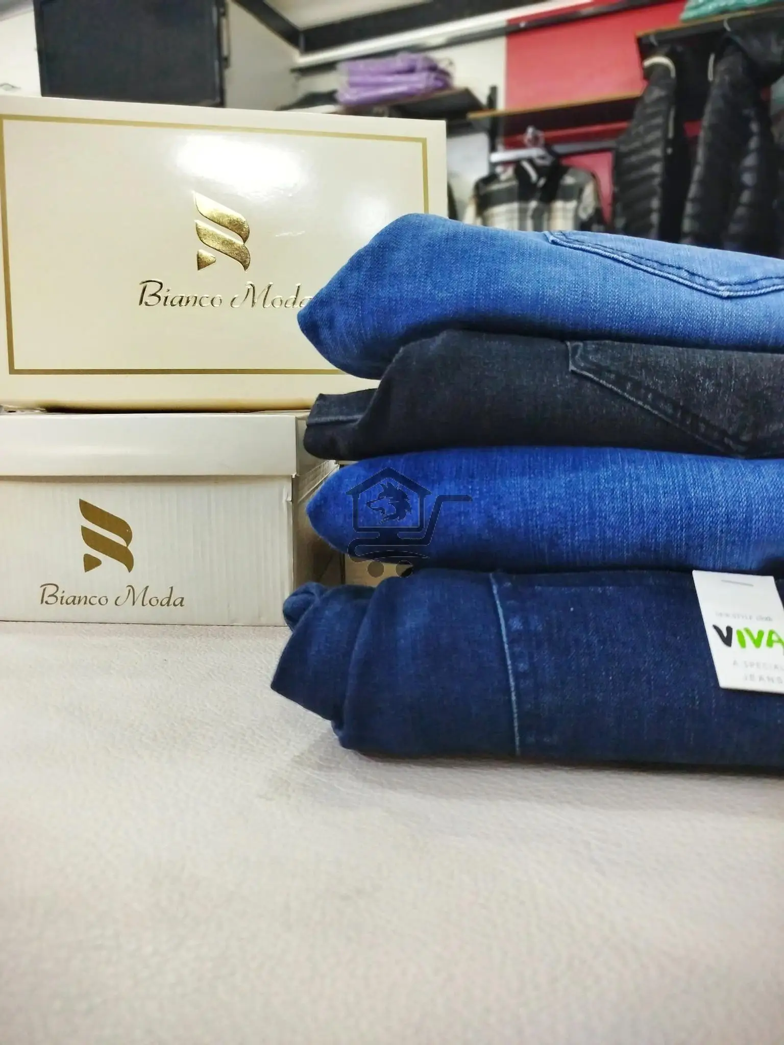 محلات أيمن للألبسه - الصورة 4