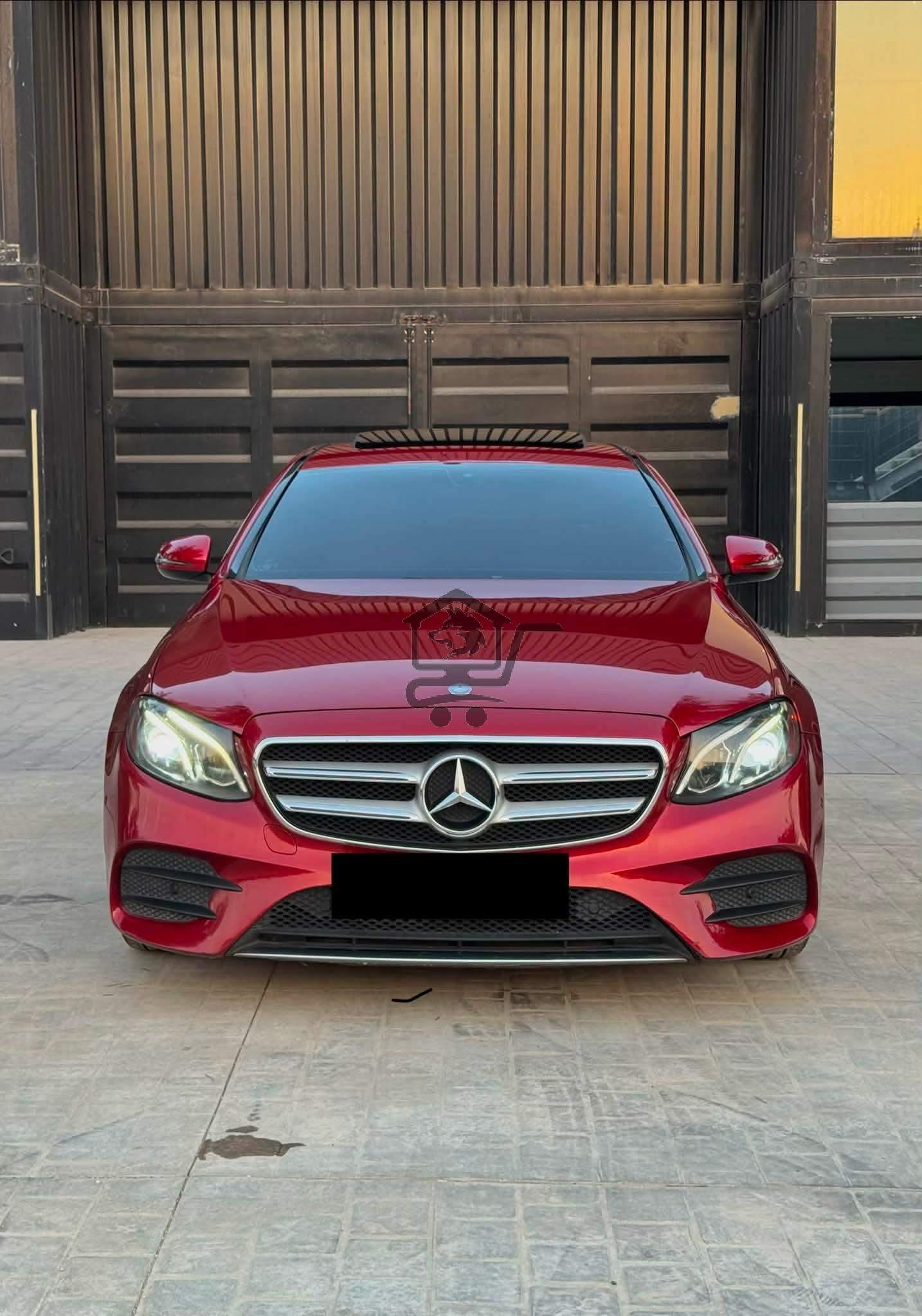 MERCEDES E300 - الصورة 9