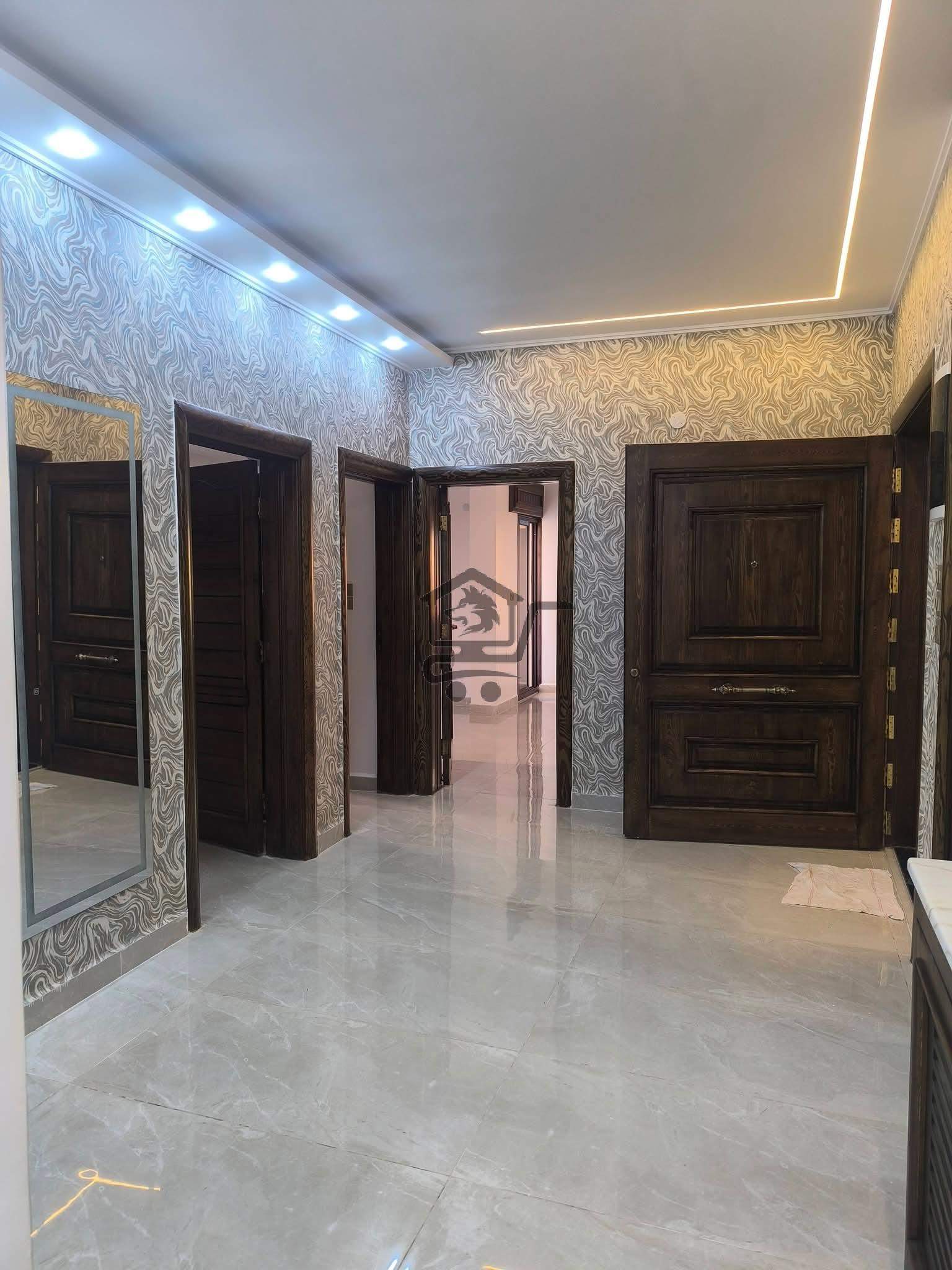 منزل فاخر - الصورة 8