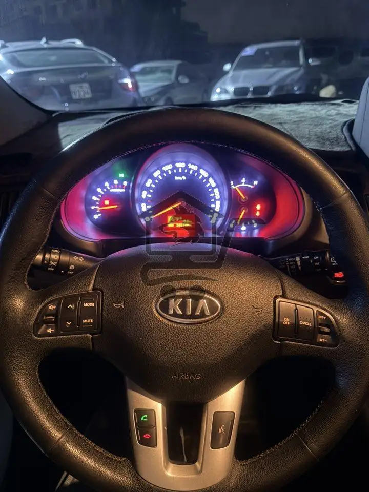 كيا سبورتاج 2012 - الصورة 4