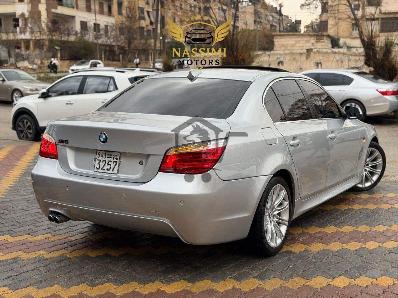 BMW 528i M Package - الصورة 5