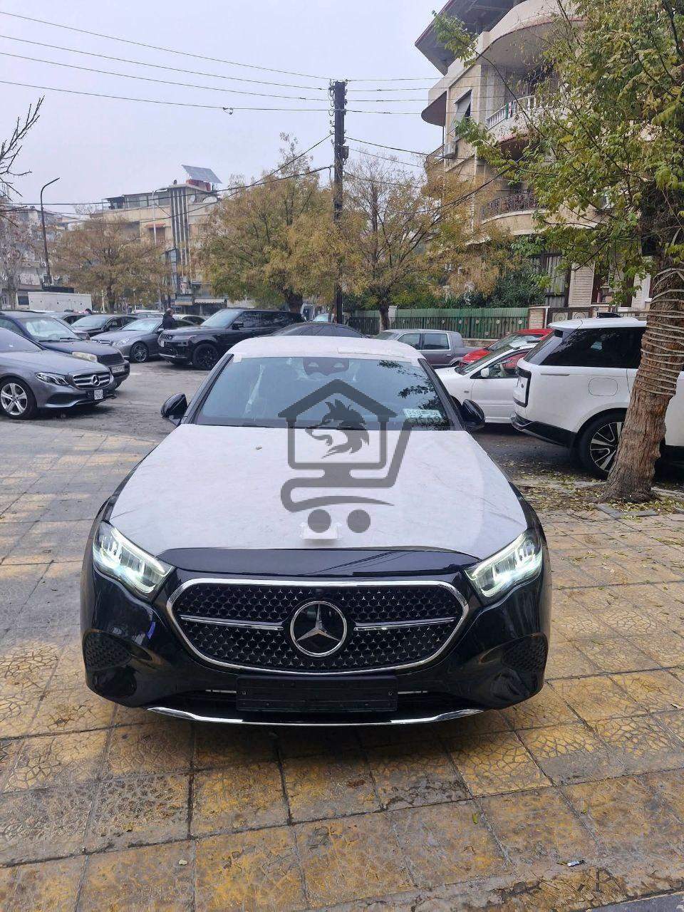 Mercedes E200 - الصورة 1
