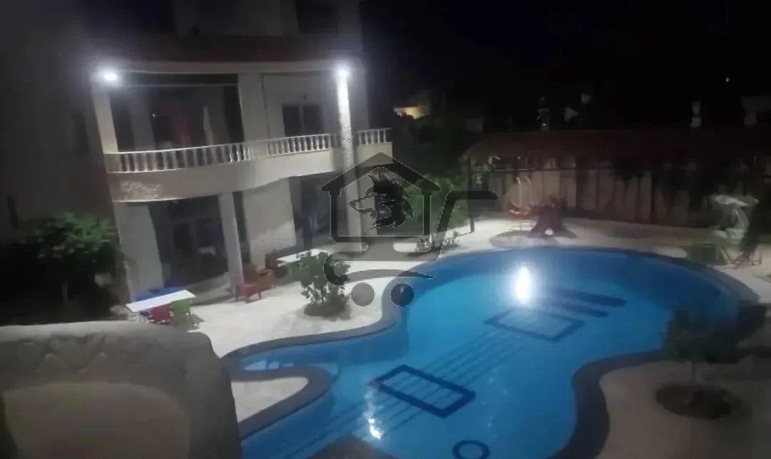 للبيع فيلا فخمة في المليحة - الصورة 4