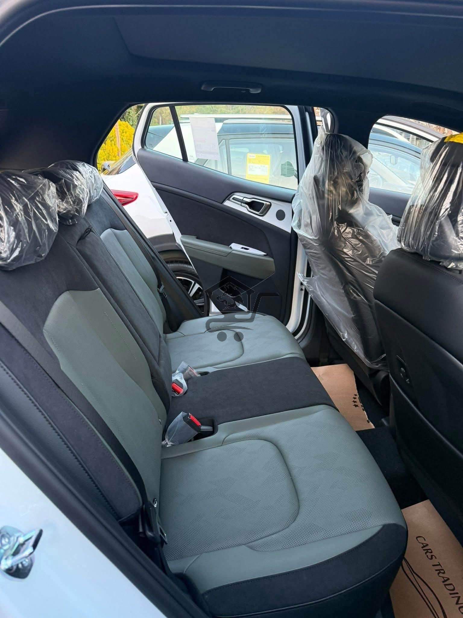 KIA SPORTAGE - الصورة 4