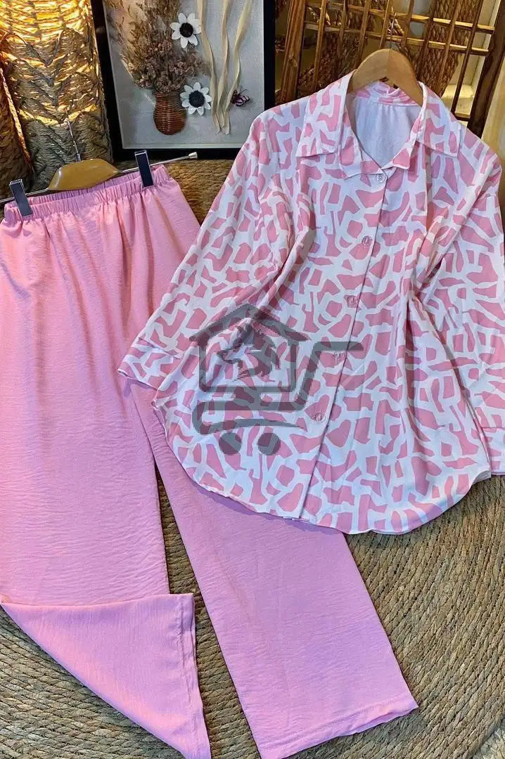 طقم نسواني قطعتين - الصورة 4