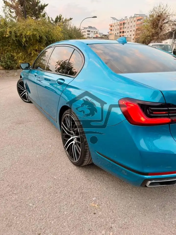 BMW 730 - الصورة 8