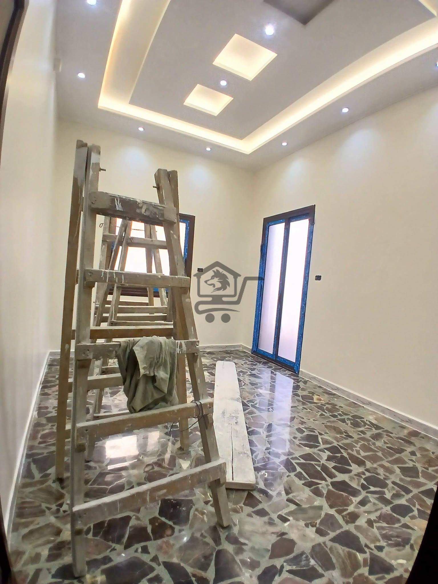 بيت بموقع حيوي - الصورة 3