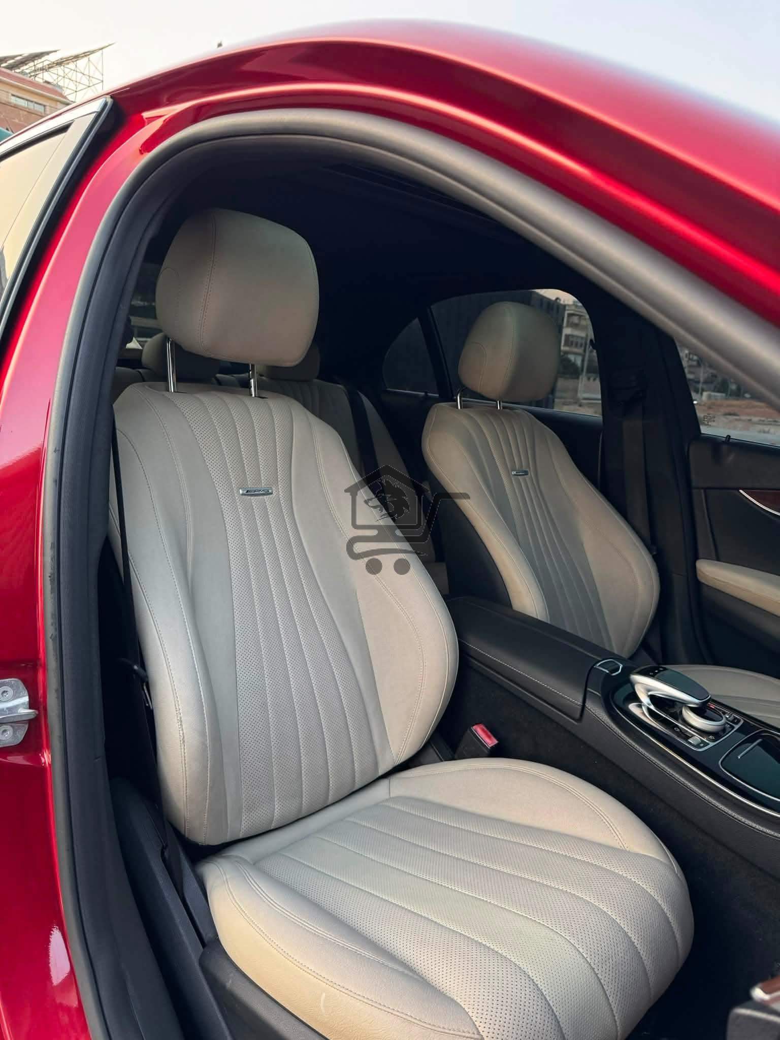 MERCEDES E300 - الصورة 3