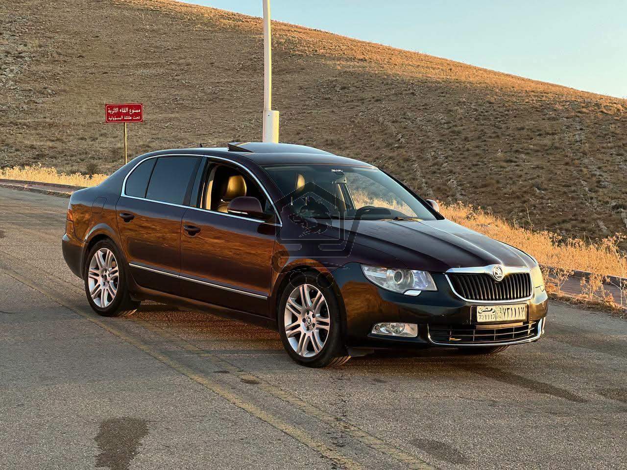 Skoda Superb - الصورة 1