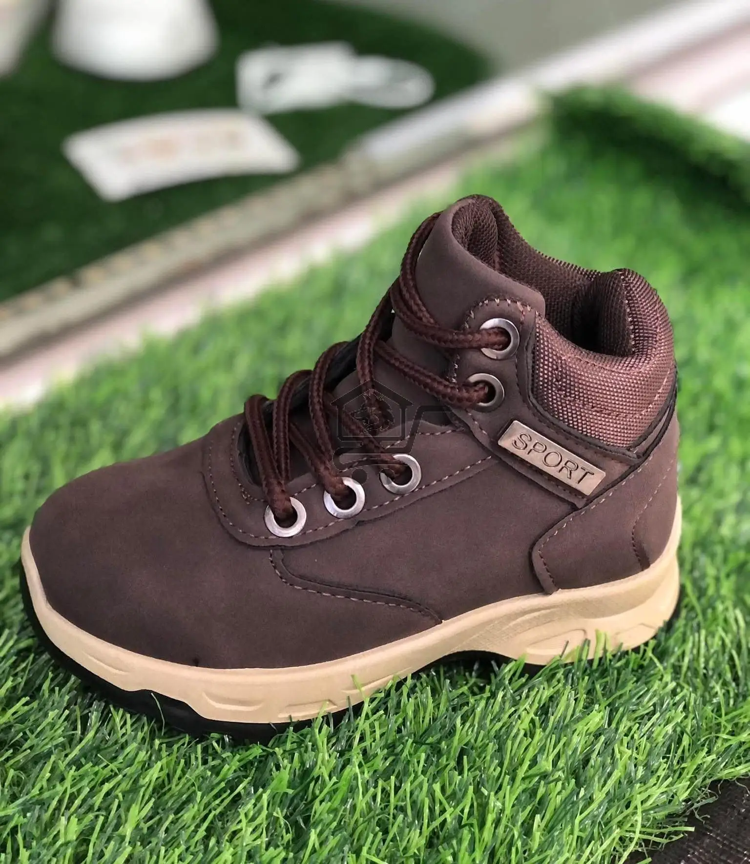 حذاء شتوي ولادي - الصورة 2