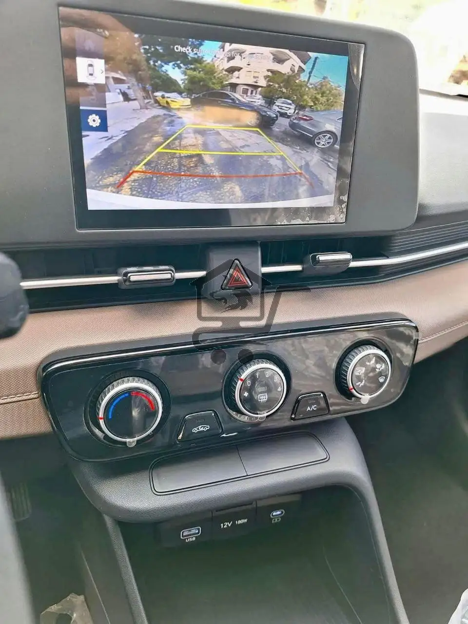 2024 Hyundai Accent - الصورة 8