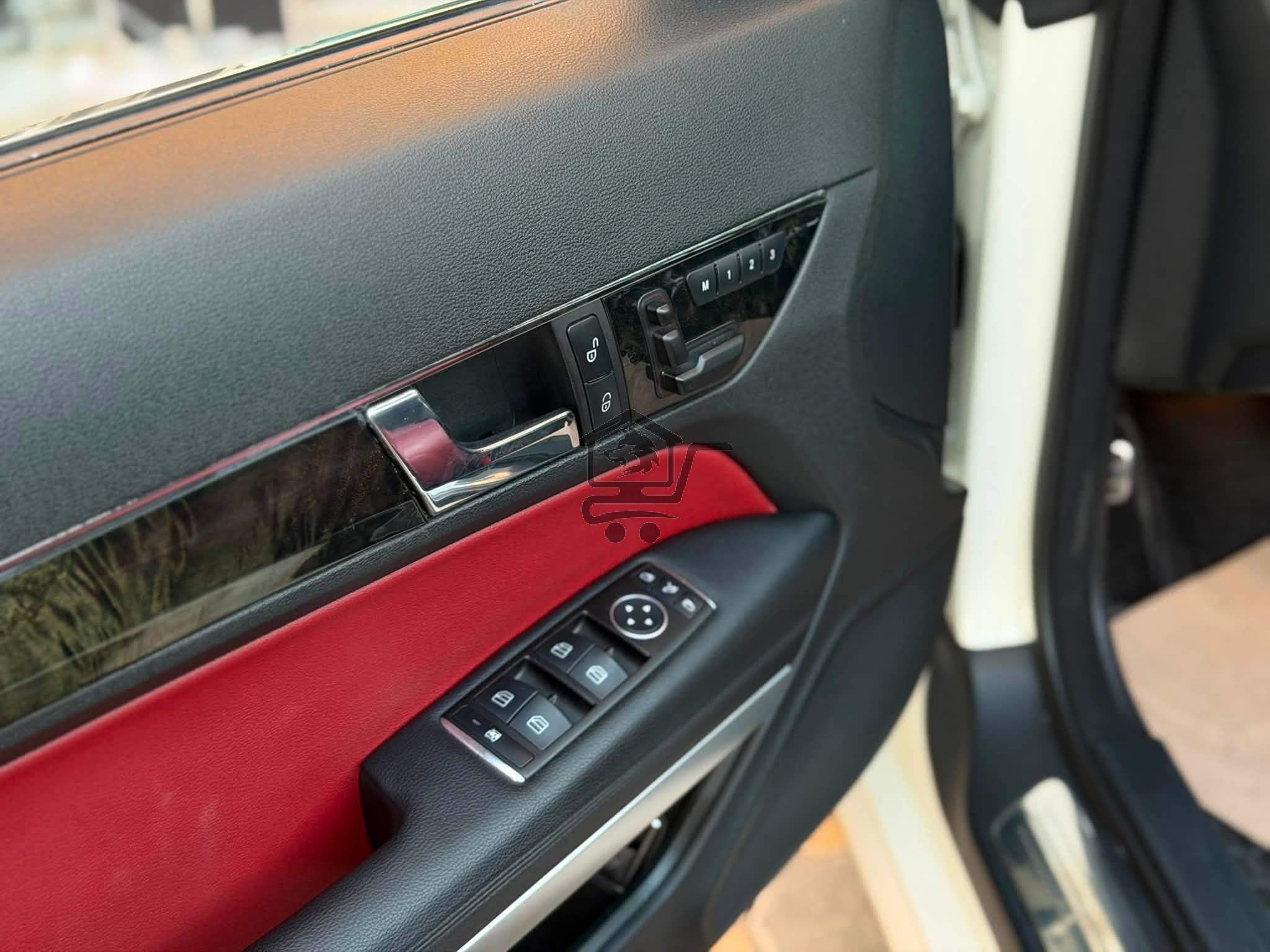 Mercedes-Benz E250 Cabriolet - الصورة 5
