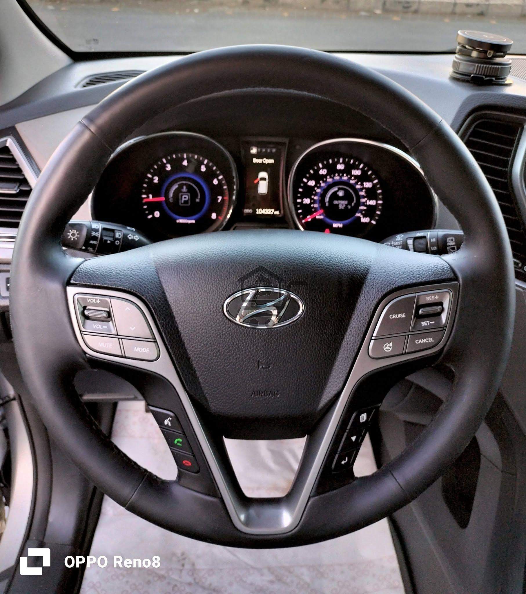 Hyundai Santafe 2018 - الصورة 8