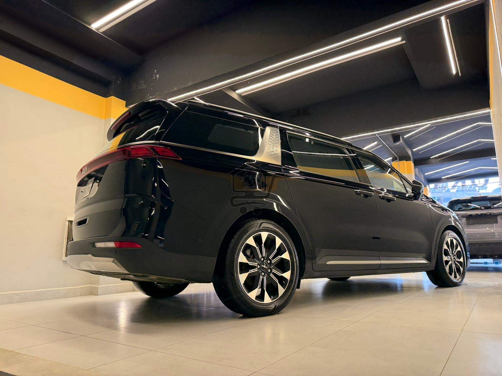 Kia Carnival 2025 - الصورة 4