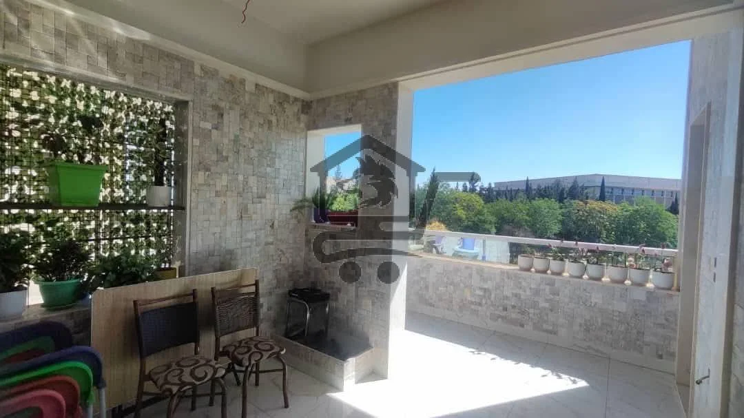 شقة للبيع في منطقة المزرعة