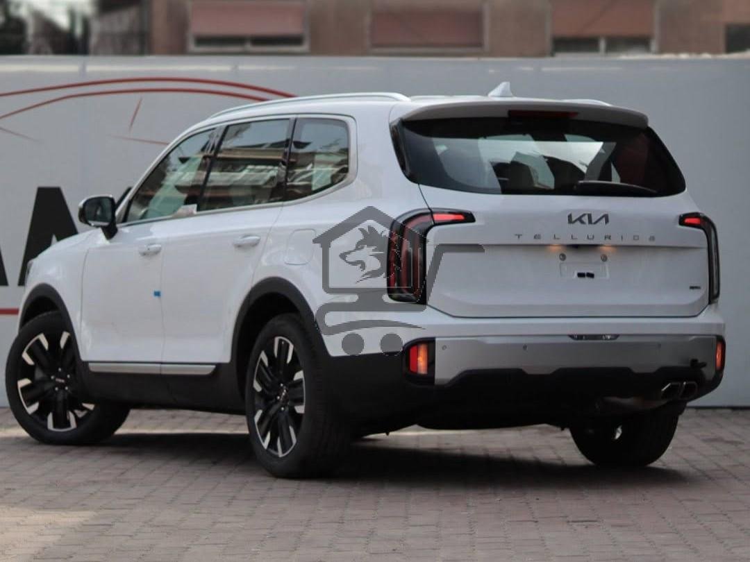 Kia Telluride GT-Line - الصورة 2