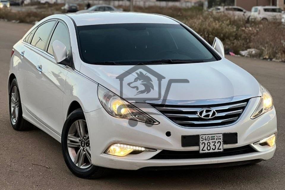HUYNDAI SONATA 2013 - الصورة 1