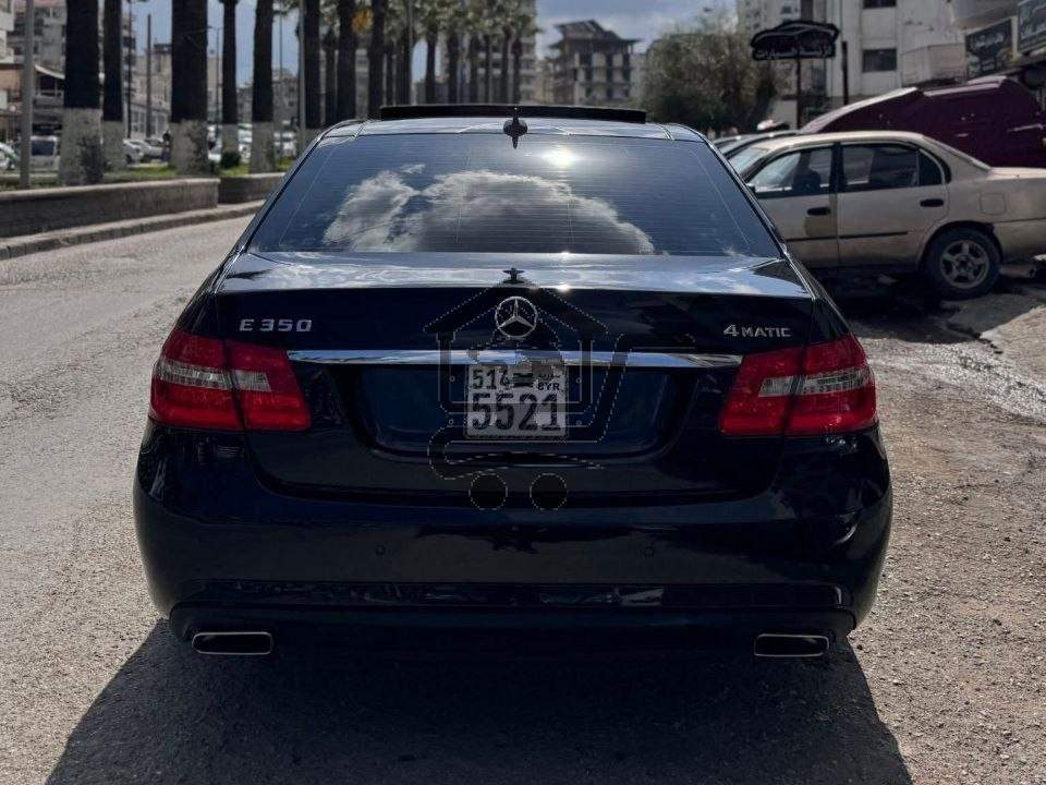 Mercedes E350 AMG - الصورة 4