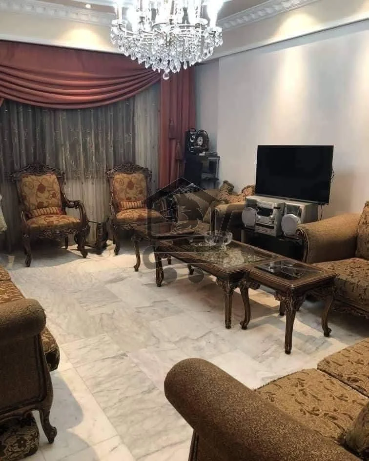 شقة ثلاث غرف بدون فرش - الصورة 1