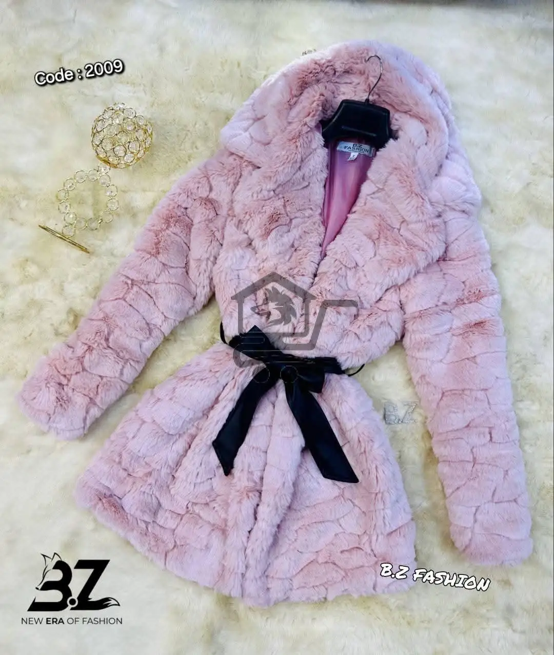 جاكيت الملكي - الصورة 3