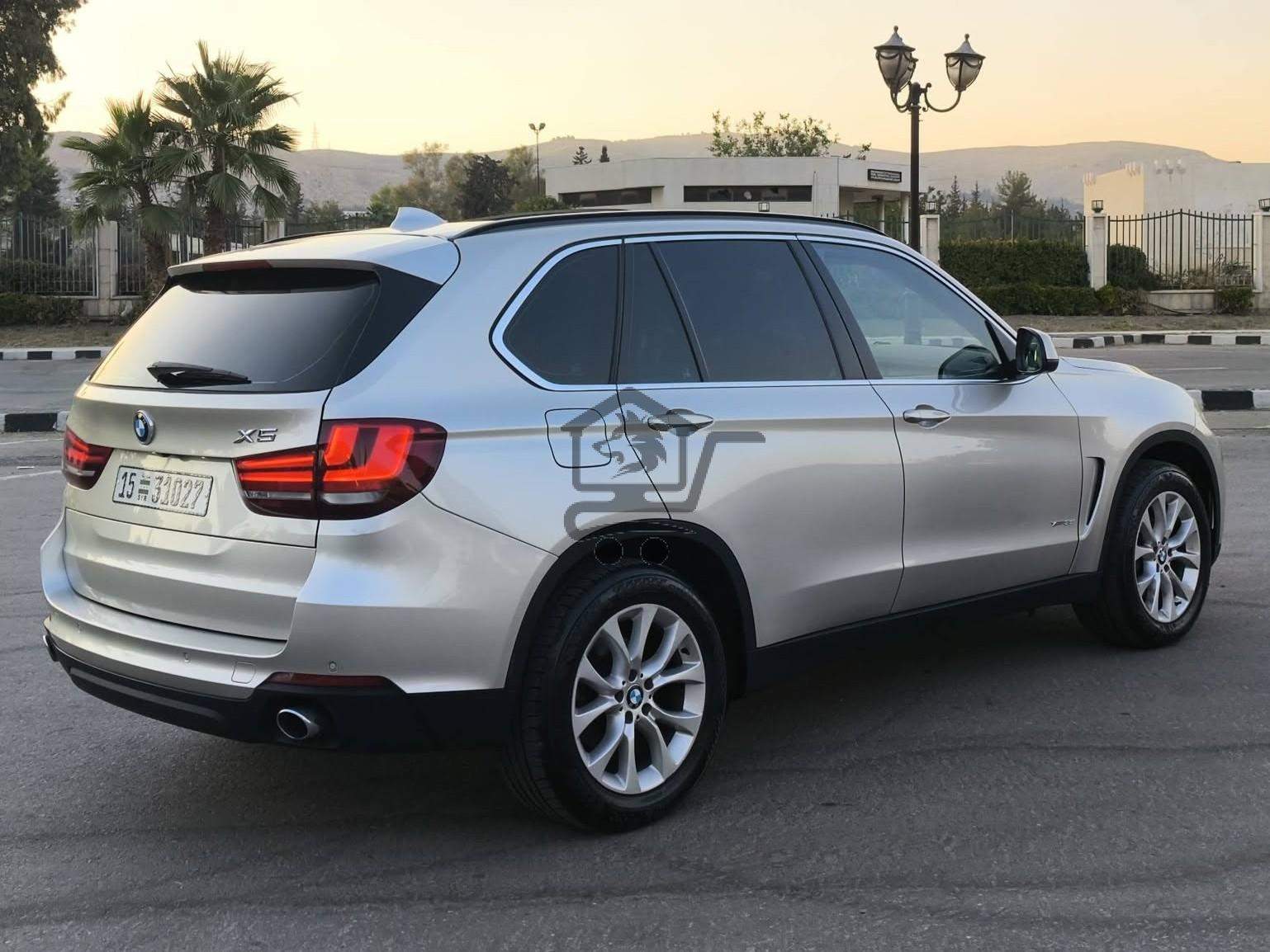BMW X5 2015 - الصورة 2