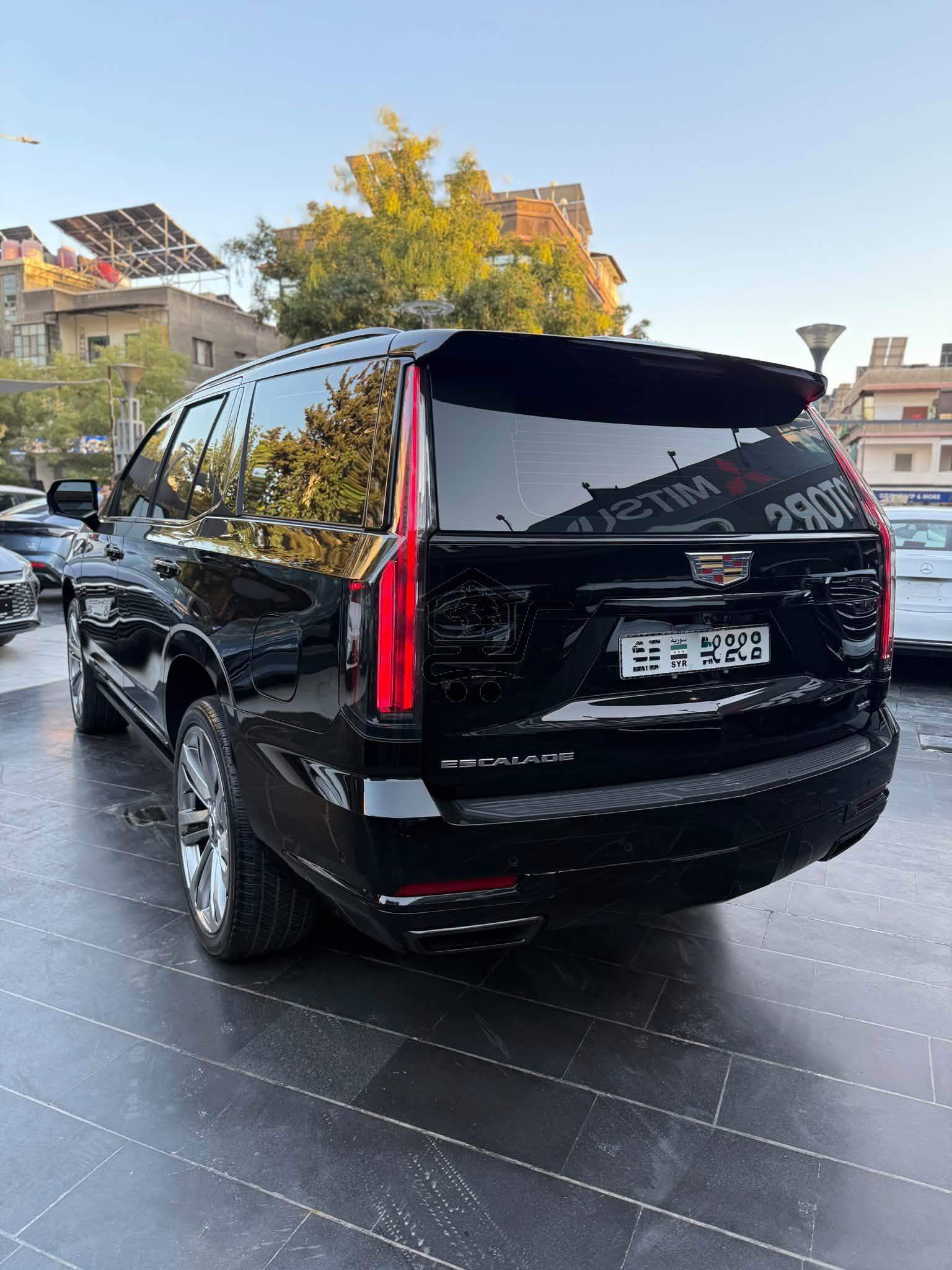 Cadillac Escalede 2025 - الصورة 2