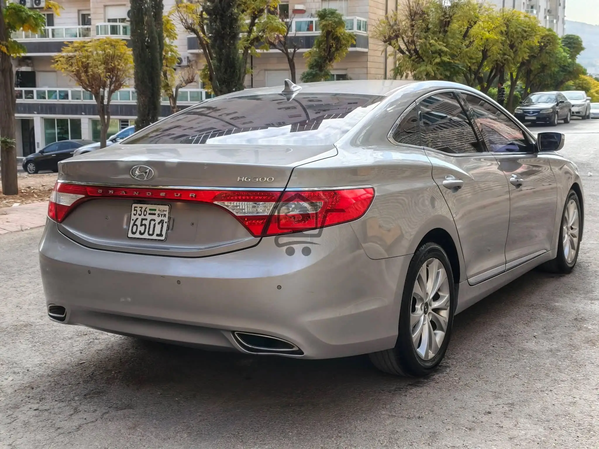 Hyundai Azera_هيونداي ازيرا - الصورة 2