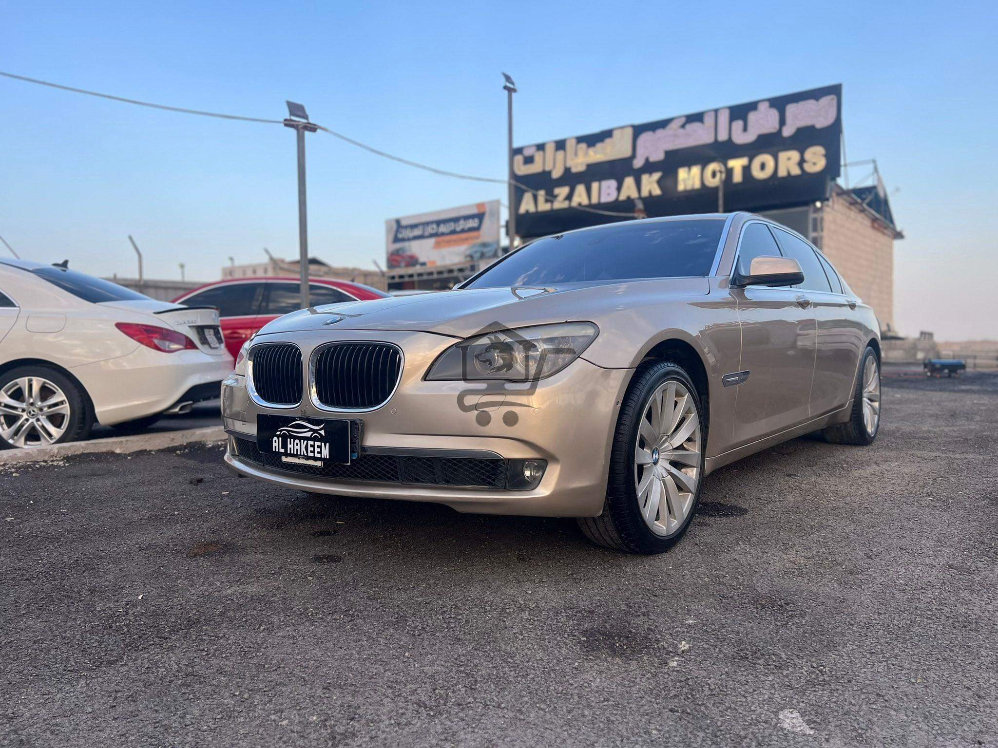 BMW 740i 2012 - الصورة 3