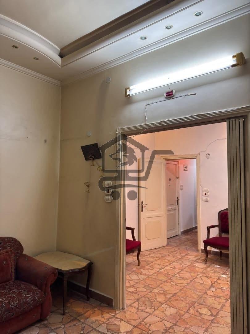 منزل في شارع النيل - الصورة 3