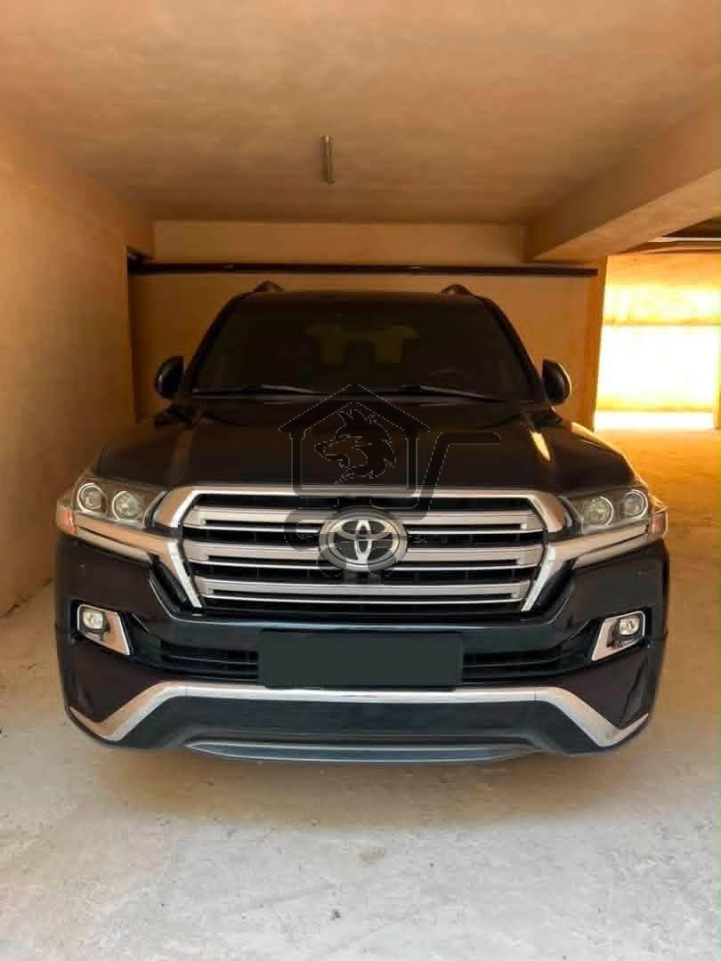 TOYOTA LAND CRUISER - الصورة 9