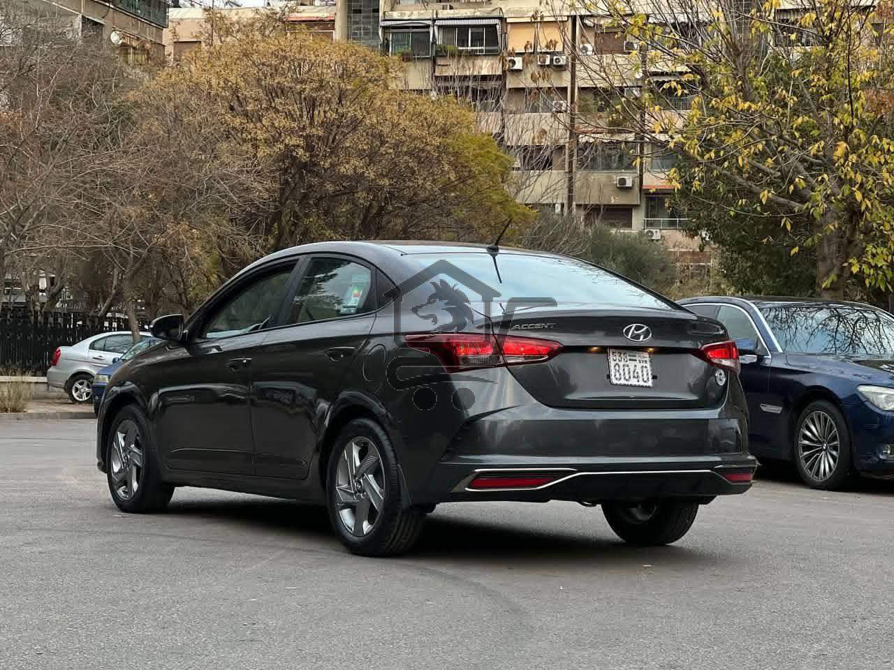 Hyundai Accent - الصورة 5