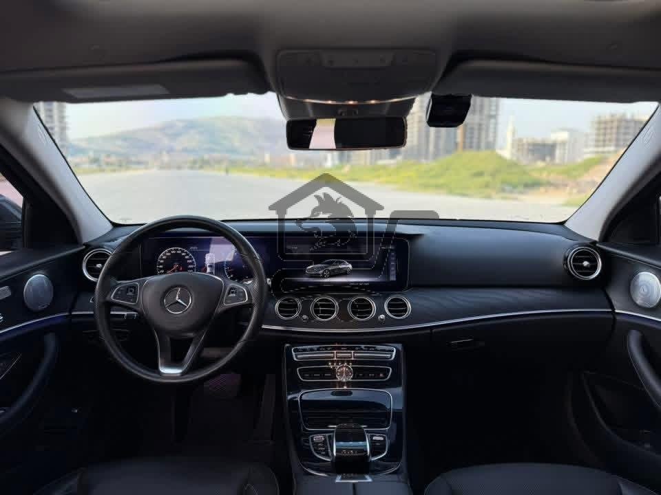 Mercedes - الصورة 3