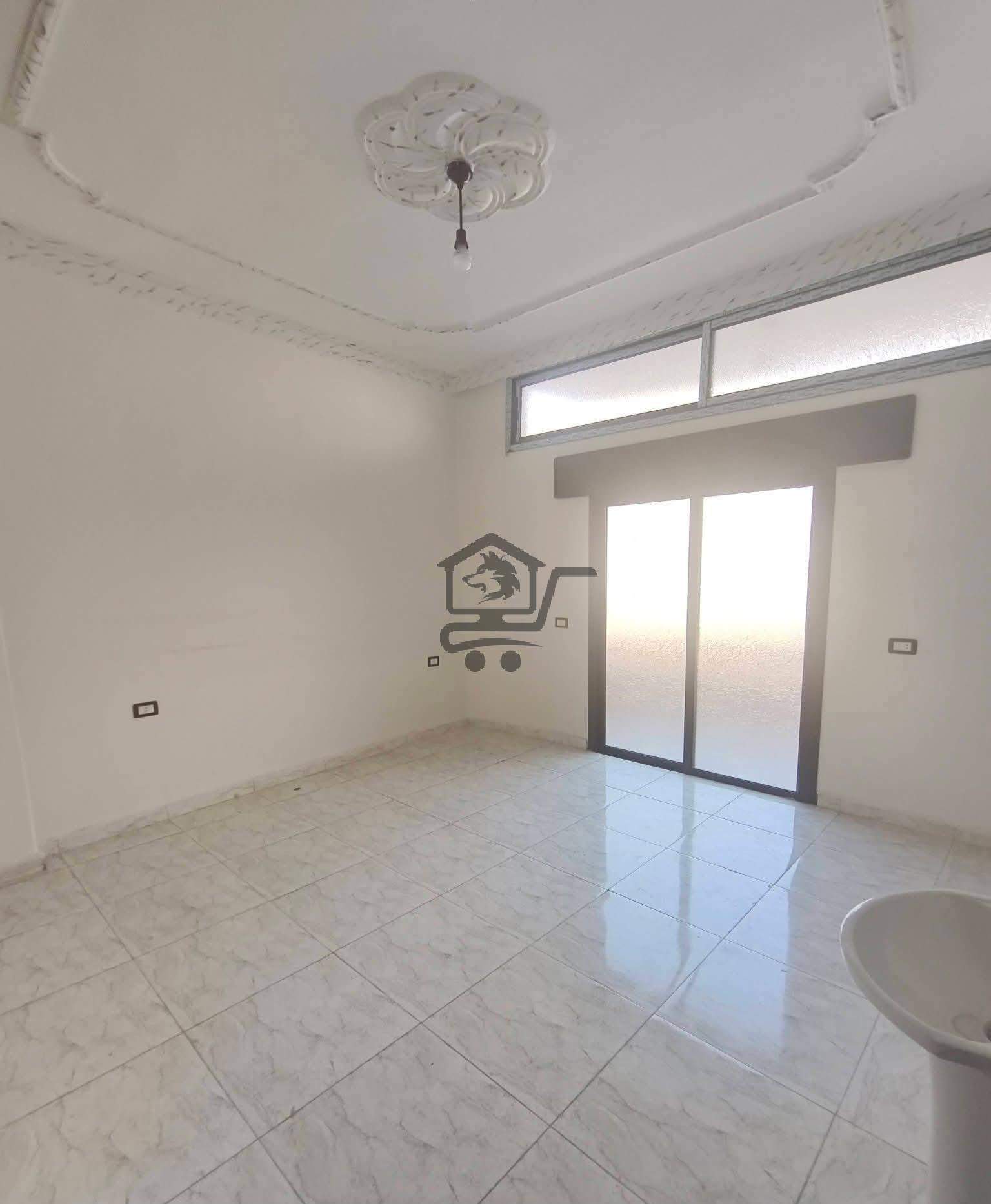 شقة بموقع مميز - الصورة 5