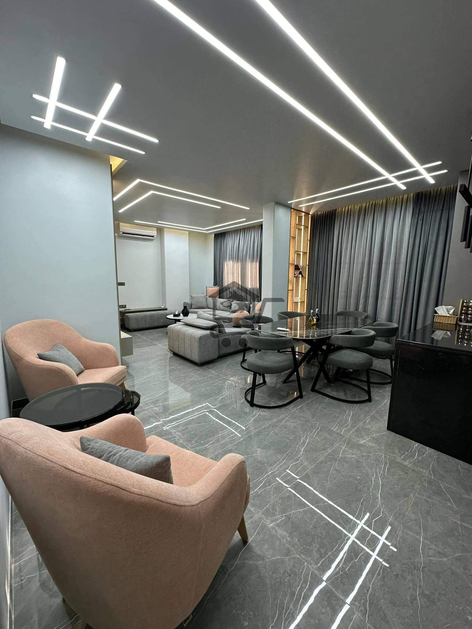 شقة بمواصفات خيالية - الصورة 1