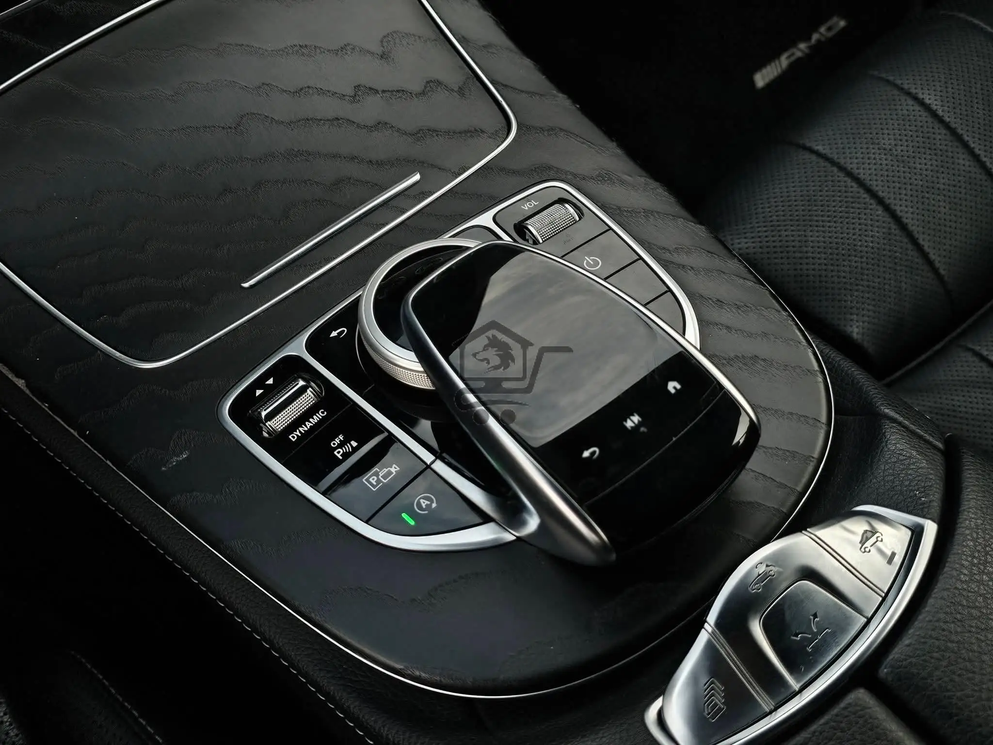 Mercedes Benz - الصورة 6